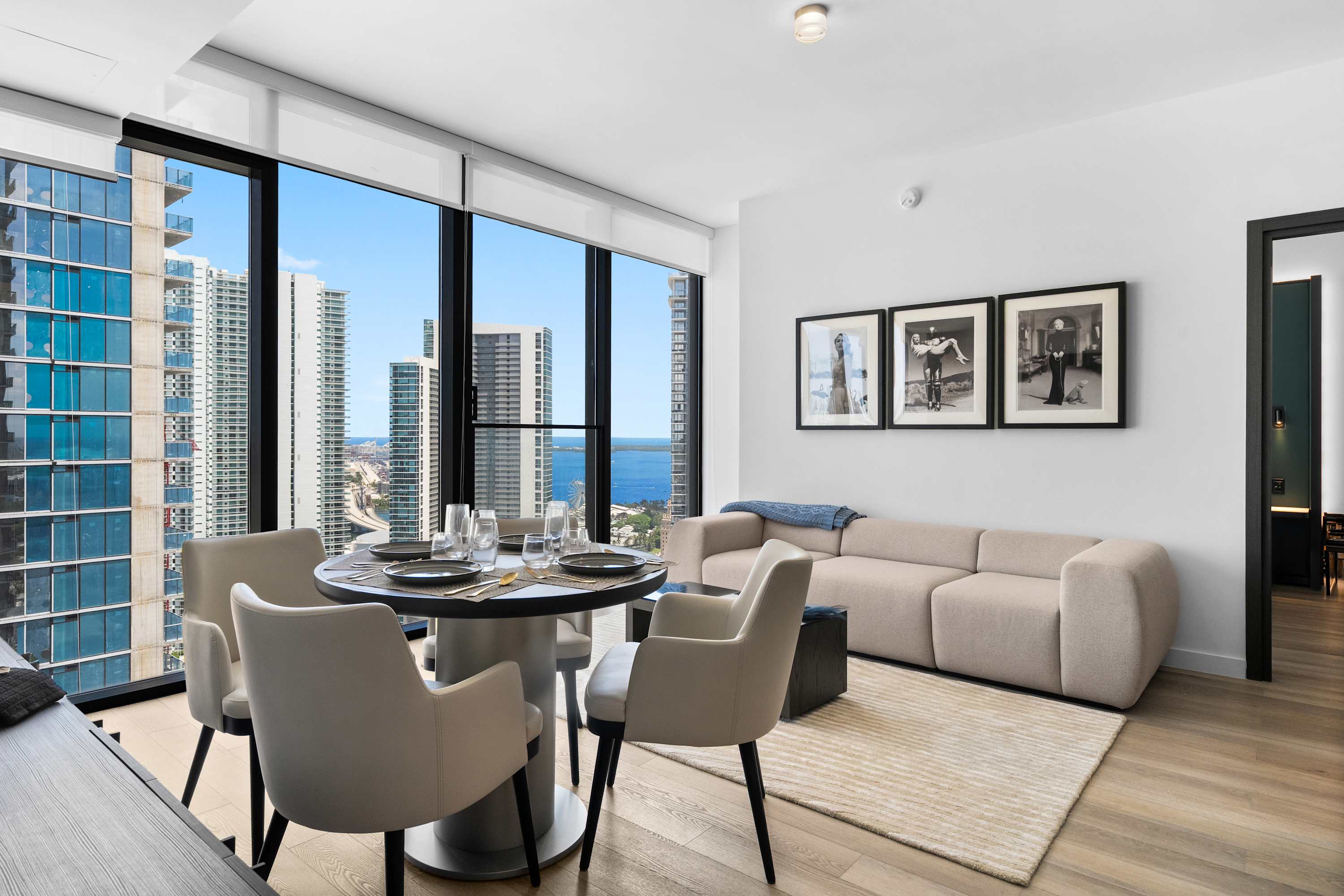 Downtown Miami Condo w/ Rooftop Pool & Valet