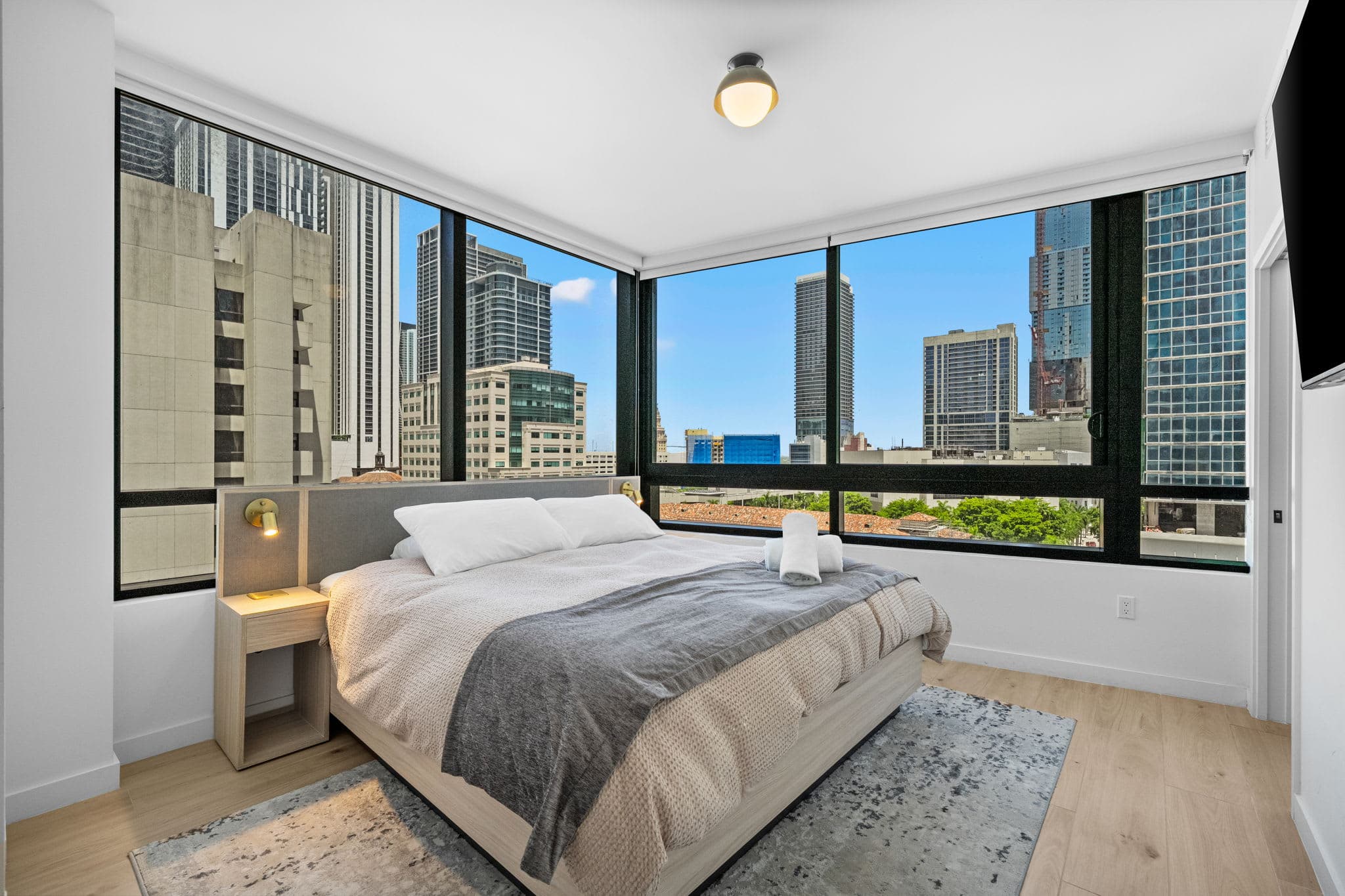 Luxury Downtown Miami Stay with Free Parking