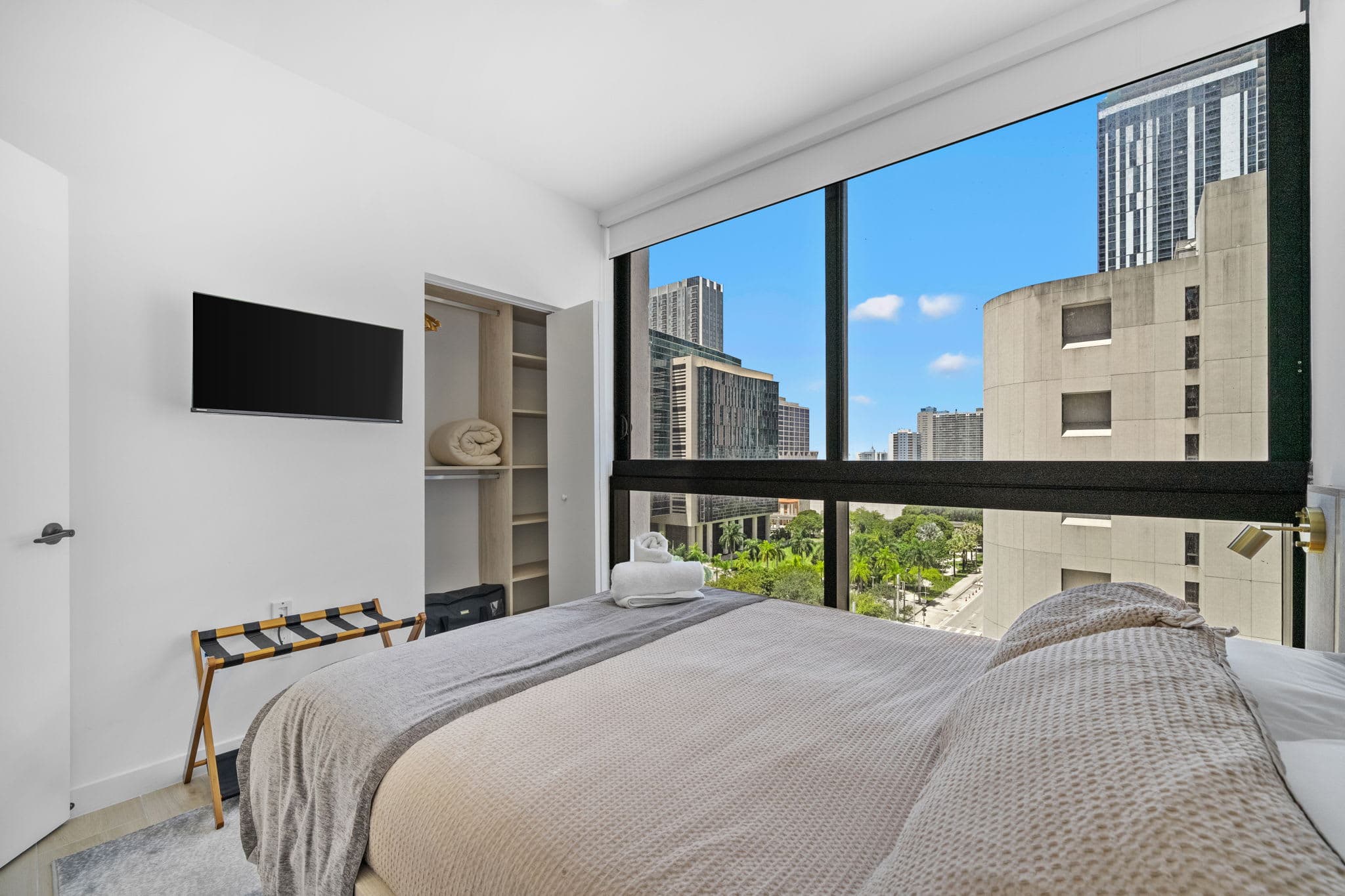 Luxury Downtown Miami Stay with Free Parking