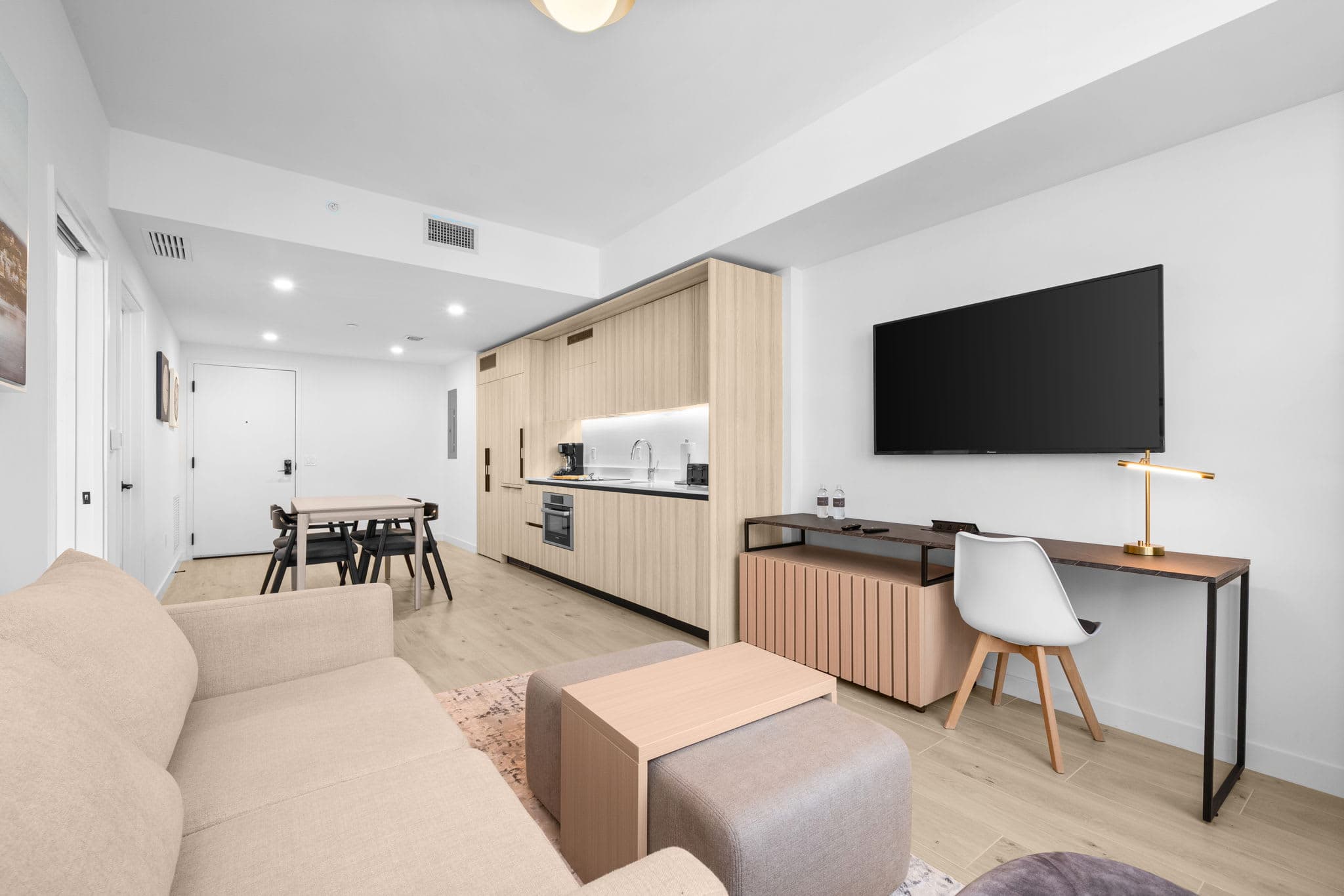 Luxury 30th Floor Miami Condo w/ Free Parking