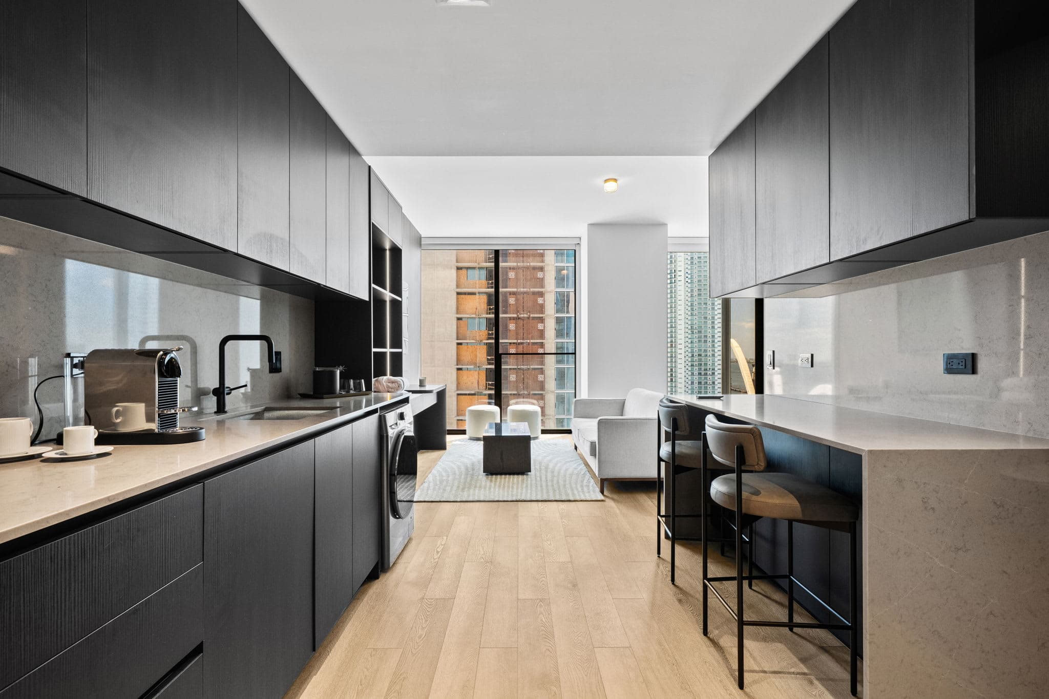 Luxury E11EVEN Suite with Elite Pool & Views