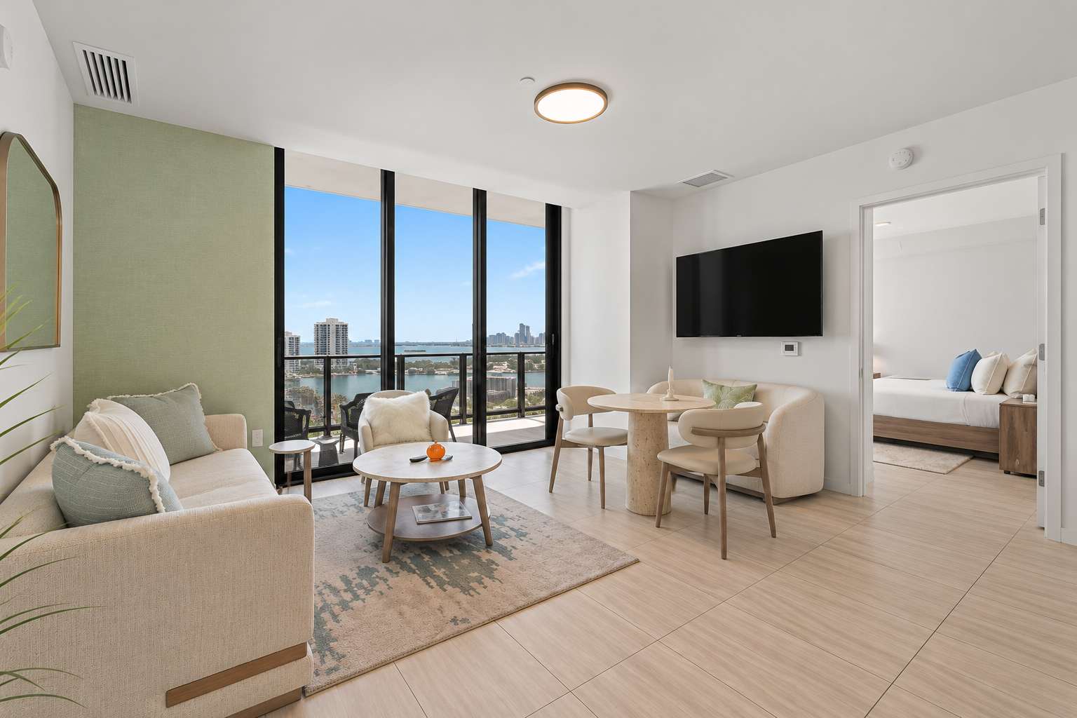 Miami Beach Penthouse Ocean & Bay Views with Balcony