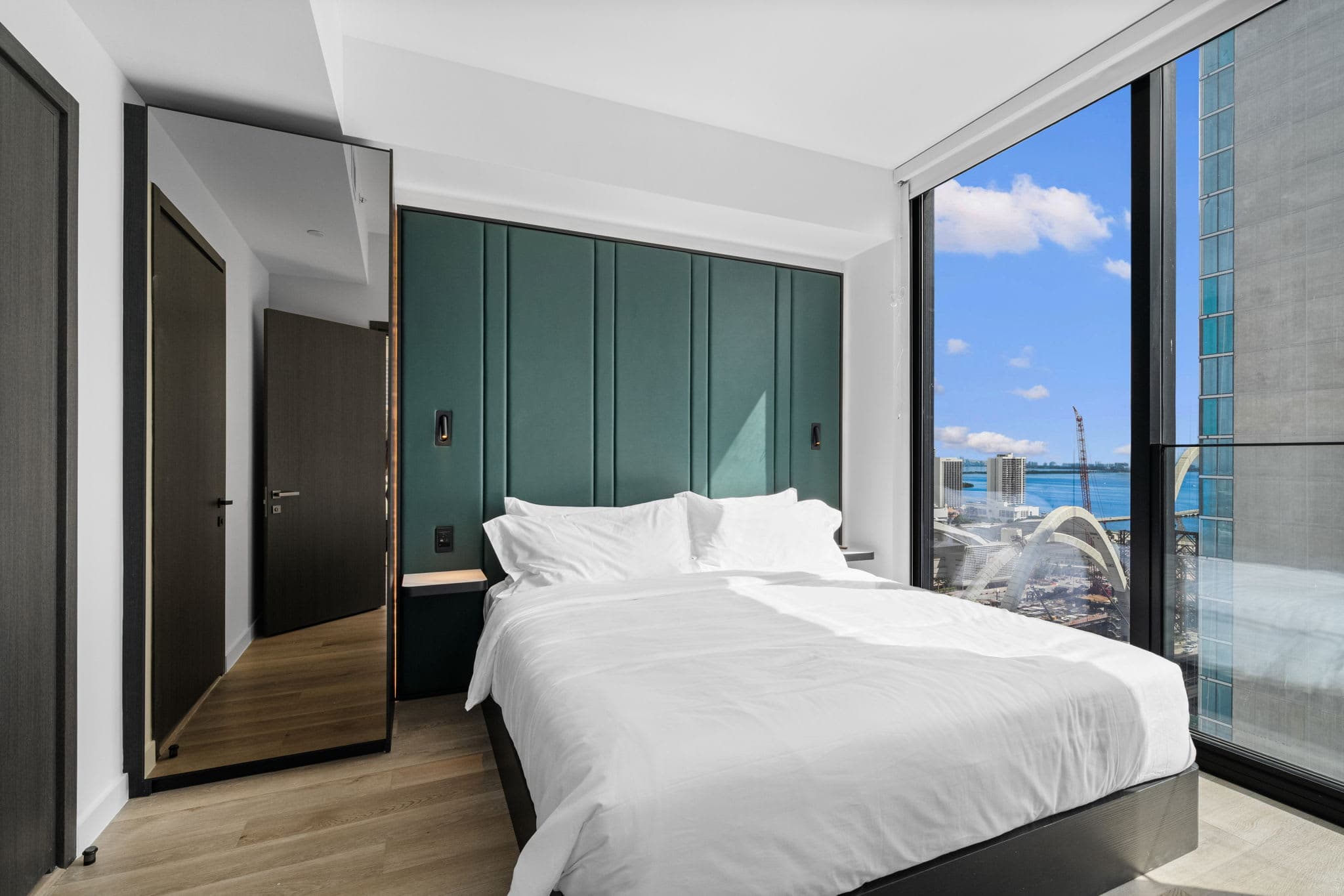 22nd Floor E11EVEN Combined Suite Pool + City View