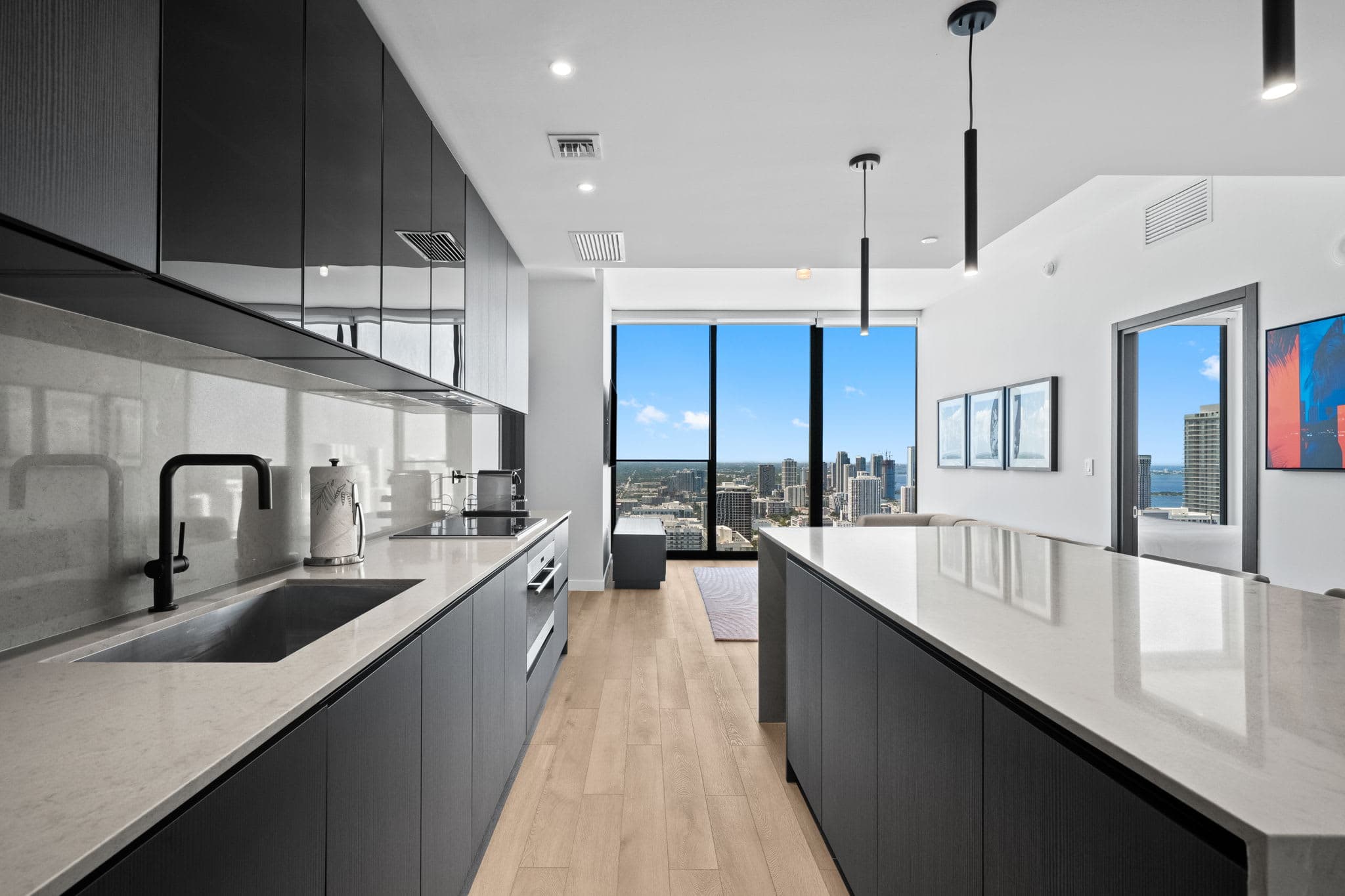 E11EVEN 48th Floor | Bay Views & Rooftop Pool