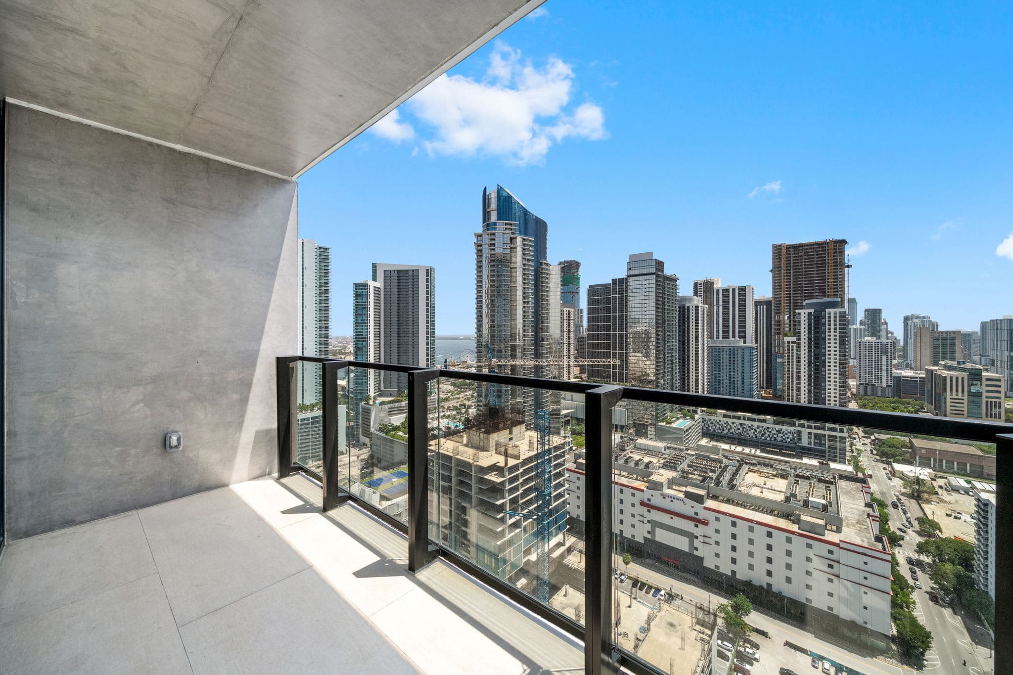 35th Floor E11EVEN Retreat with Skyline & Bay Views